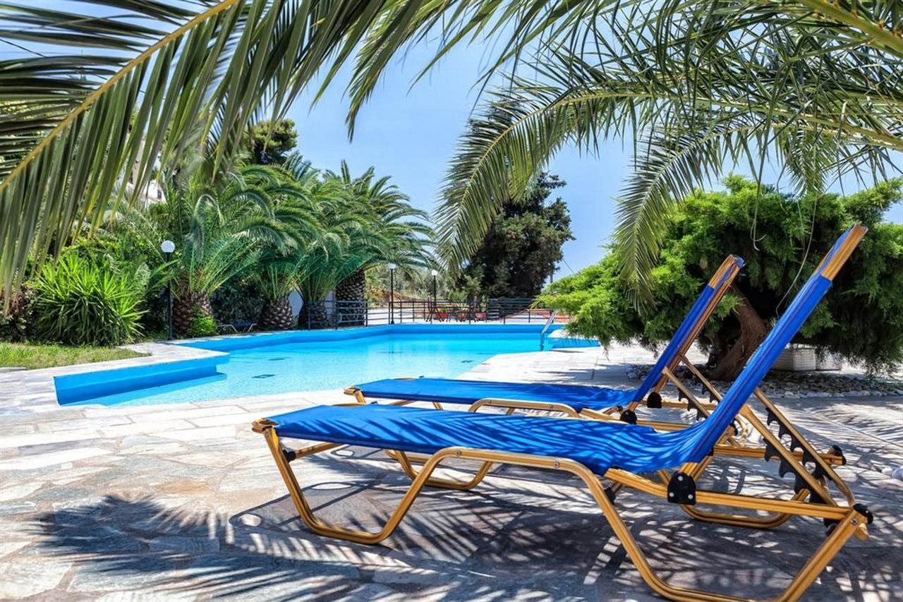 Stafylos Suites & Boutique Hotel ภายนอก รูปภาพ